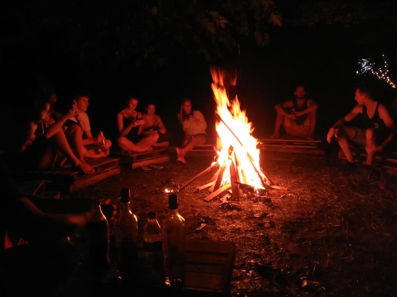 One More Night Hostel Sigiriya Ngoại thất bức ảnh